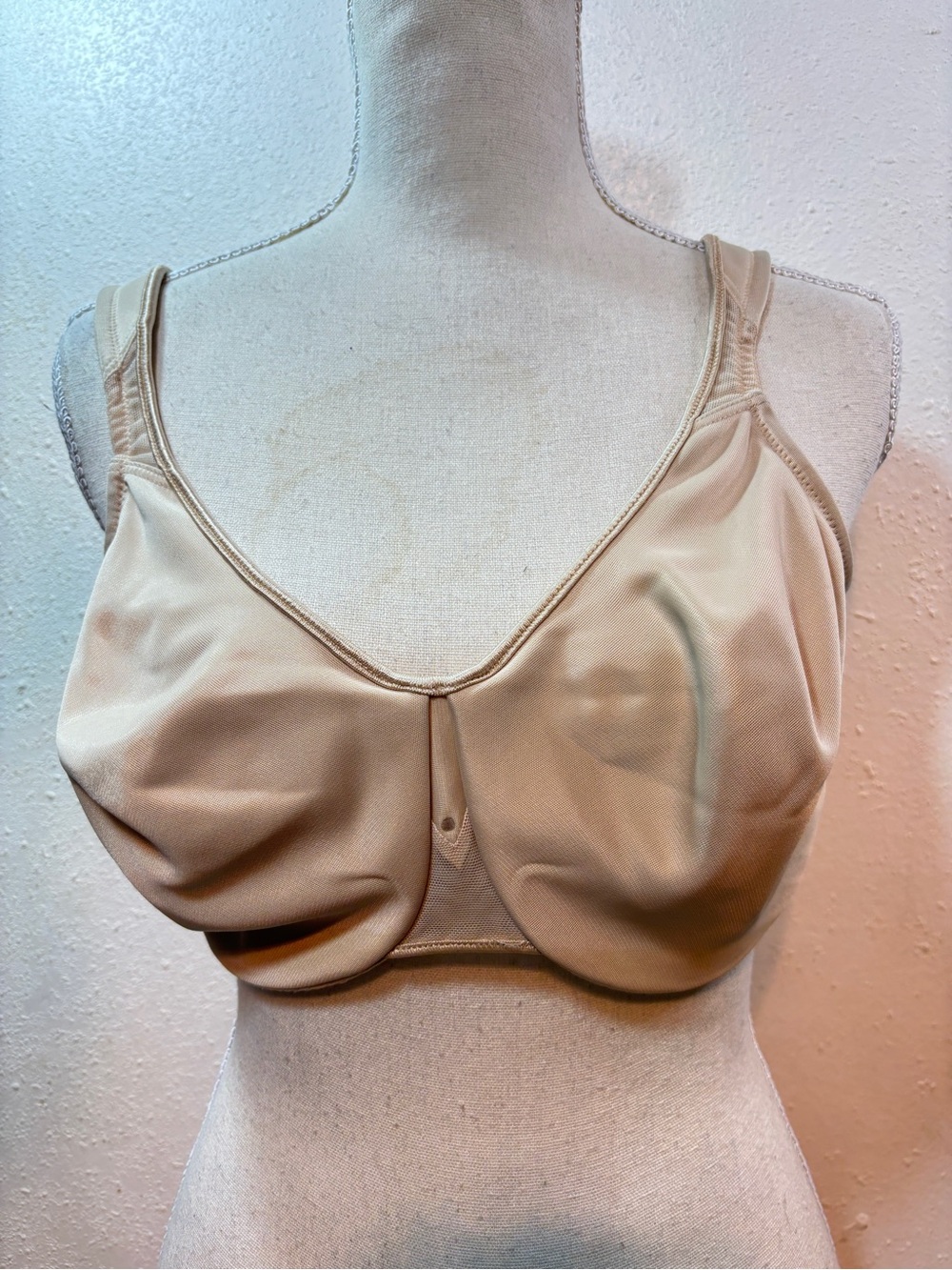 Lilyette Beige Full-Coverage Underwire Bra